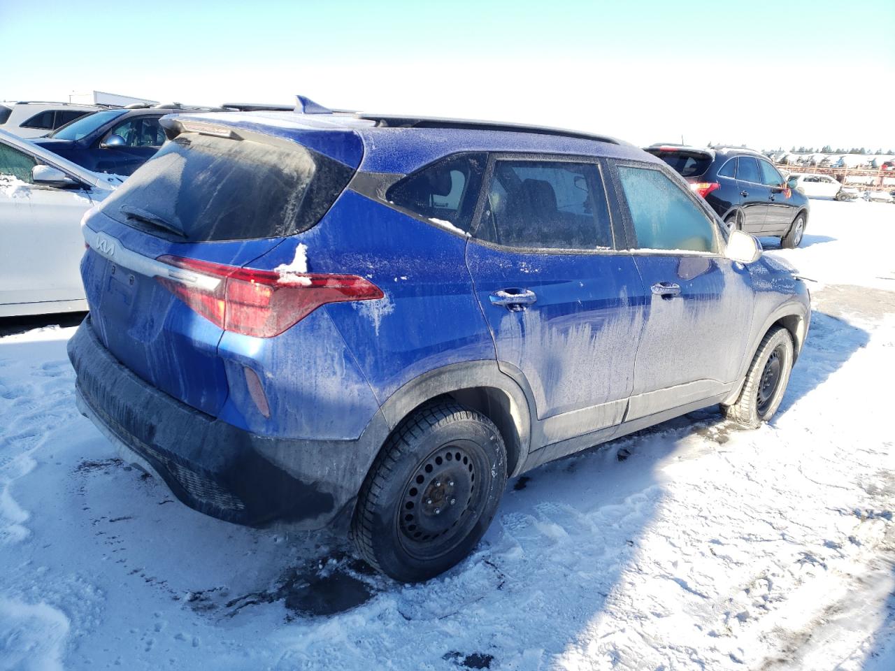 2022 KIA SELTOS LX VIN:KNDEPCAA3N7239602