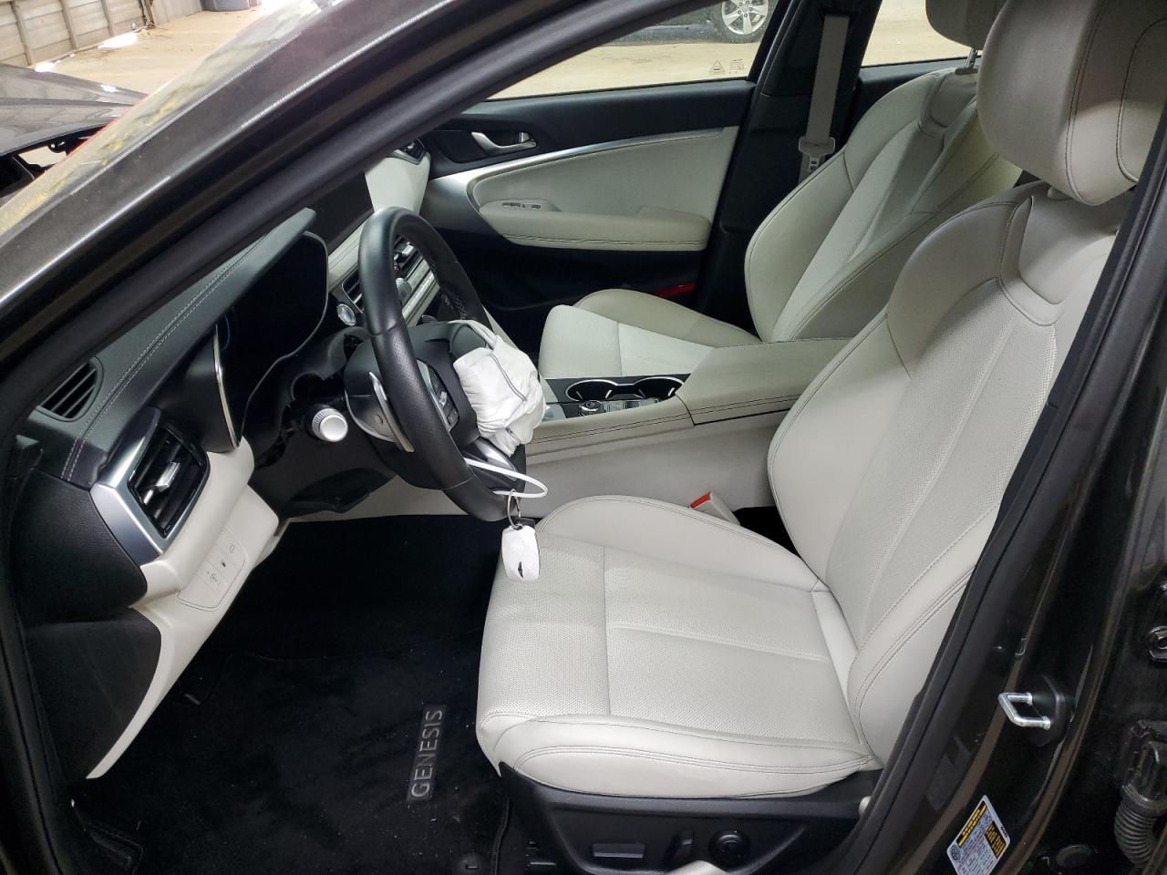 2024 GENESIS G70 BASE VIN:KMTG34SC4RU142461