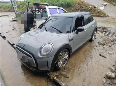 2022 MINI Cooper VIN: