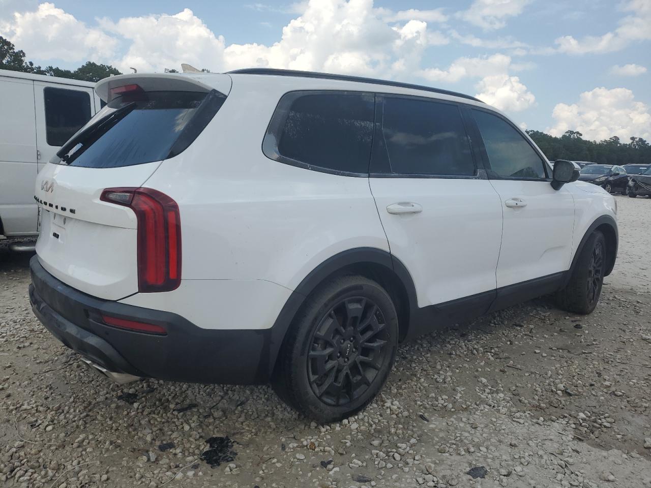 2022 KIA TELLURIDE EX VIN:5XYP3DHC7NG255872