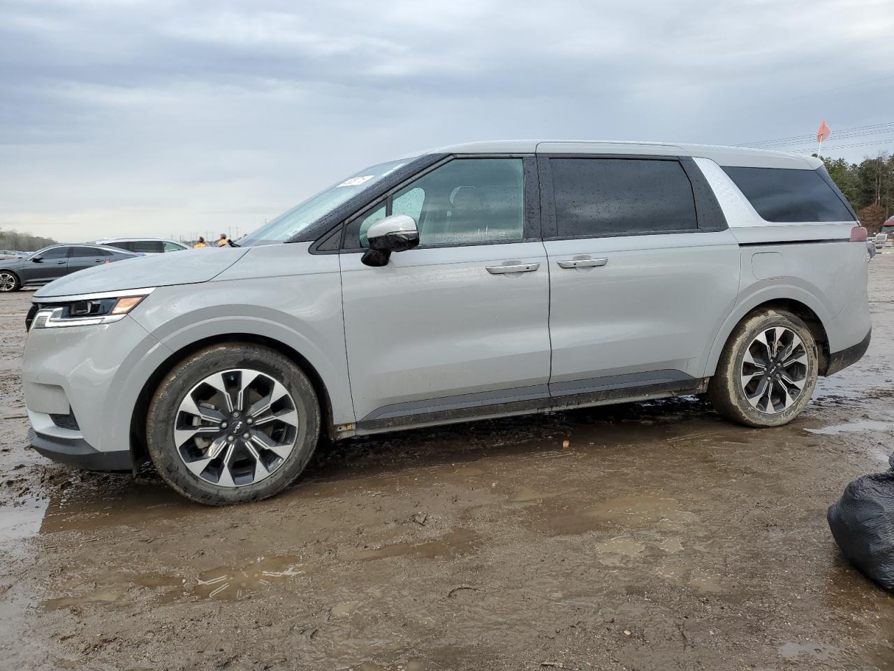 2022 KIA CARNIVAL EX VIN:KNDNC5H35N6062328