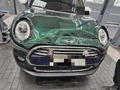 2016 MINI Cooper VIN:
