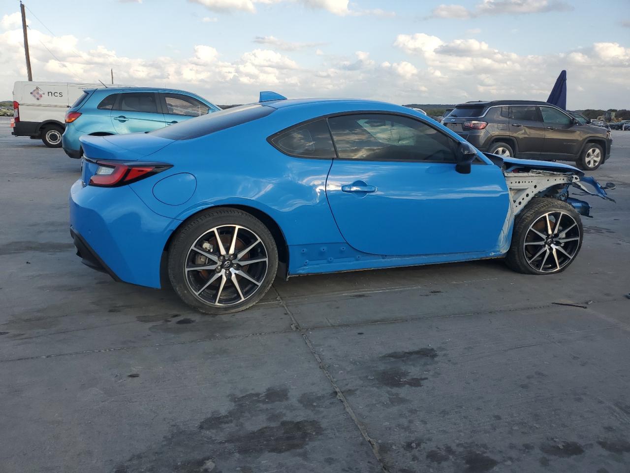 2022 TOYOTA GR 86  VIN:JF1ZNBC13N8751813