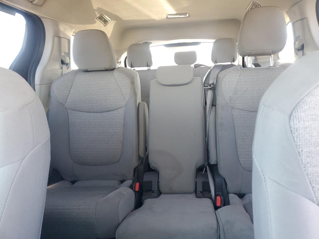 2023 TOYOTA SIENNA LE VIN:5TDKSKFCXPS073898