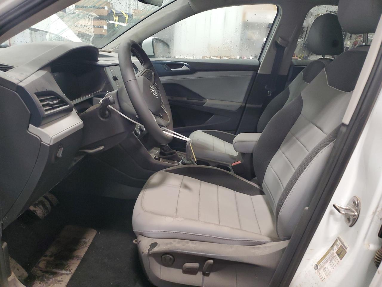 2024 VOLKSWAGEN TAOS SE VIN:3VVUX7B22RM075931