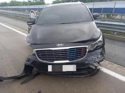 2017 Kia Carnival VIN: