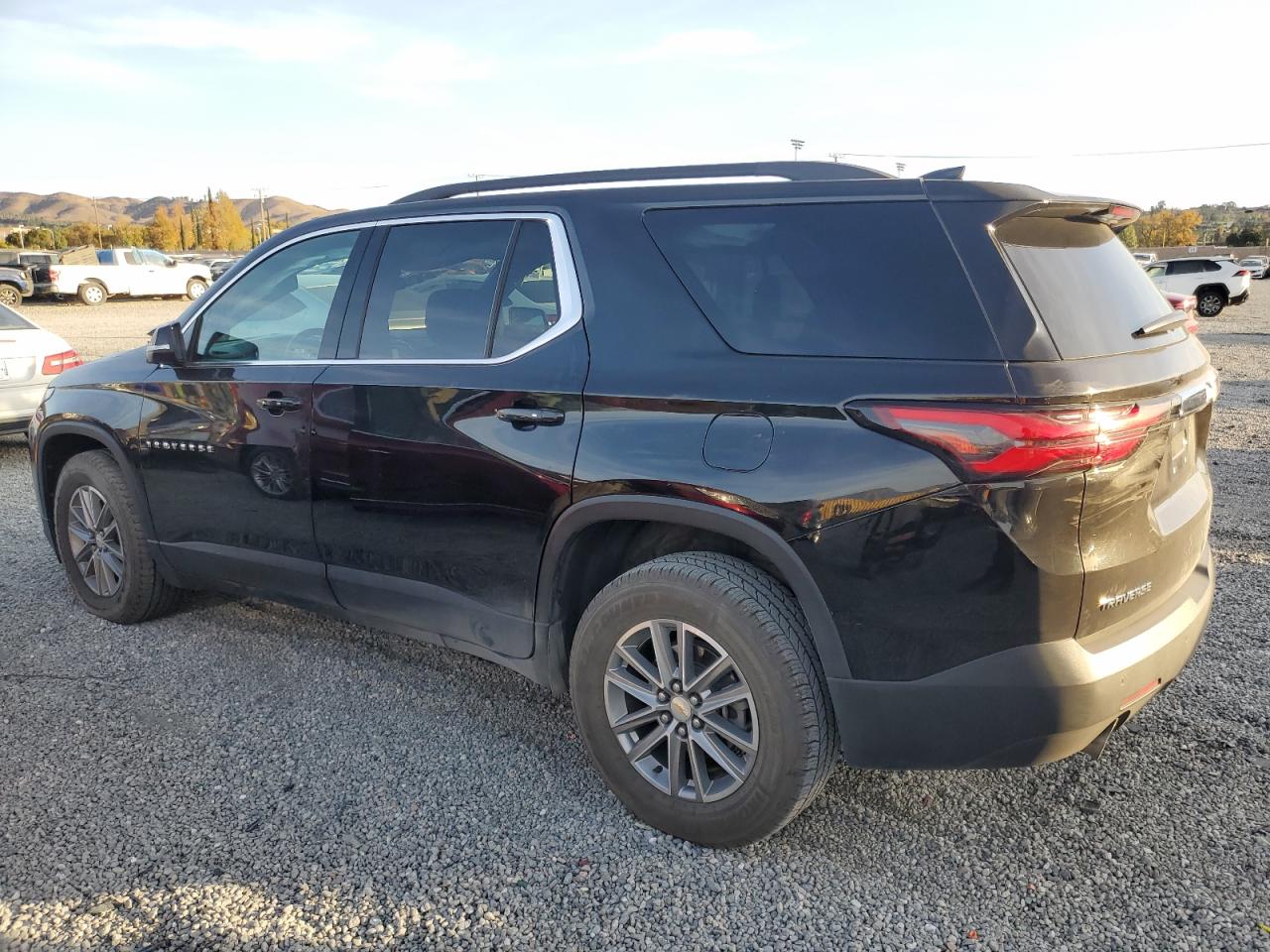 2023 CHEVROLET TRAVERSE LT VIN:1GNERGKWXPJ129431