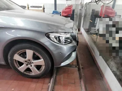 2017 Mercedes-Benz C 200 VIN: