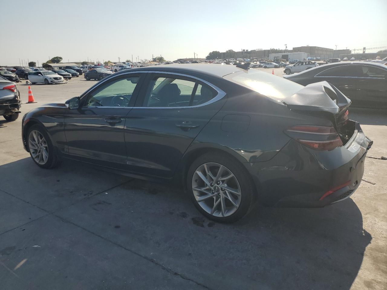 2022 GENESIS G70 BASE VIN:KMTG34TA1NU094232