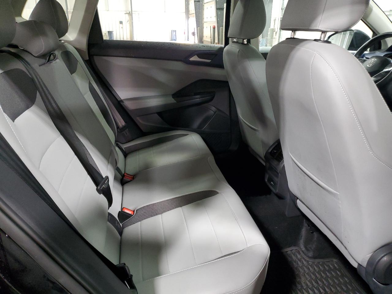2024 VOLKSWAGEN TAOS SE VIN:3VVVX7B23RM075425