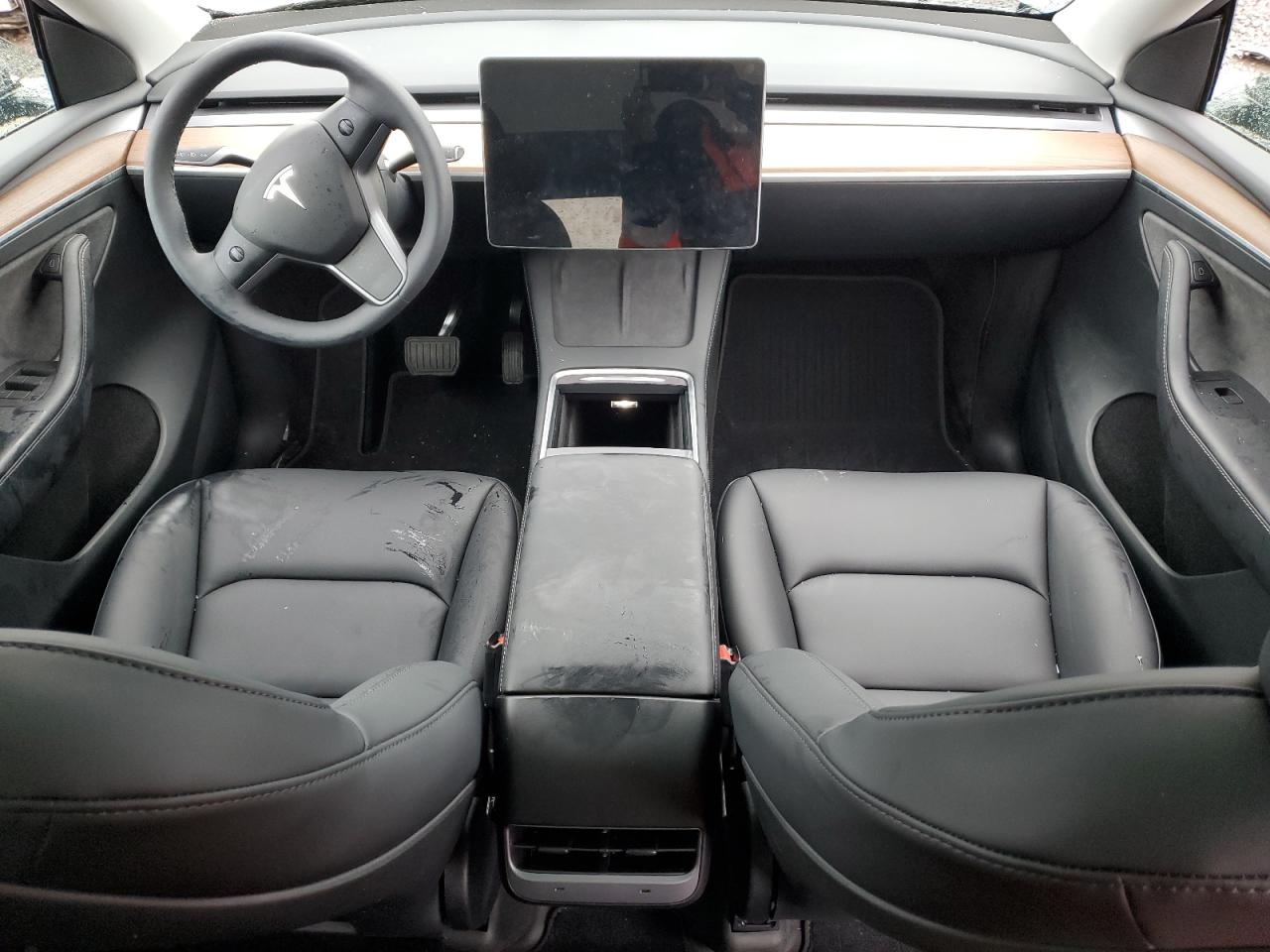 2024 TESLA MODEL Y  VIN:7SAYGDEE6RF074471