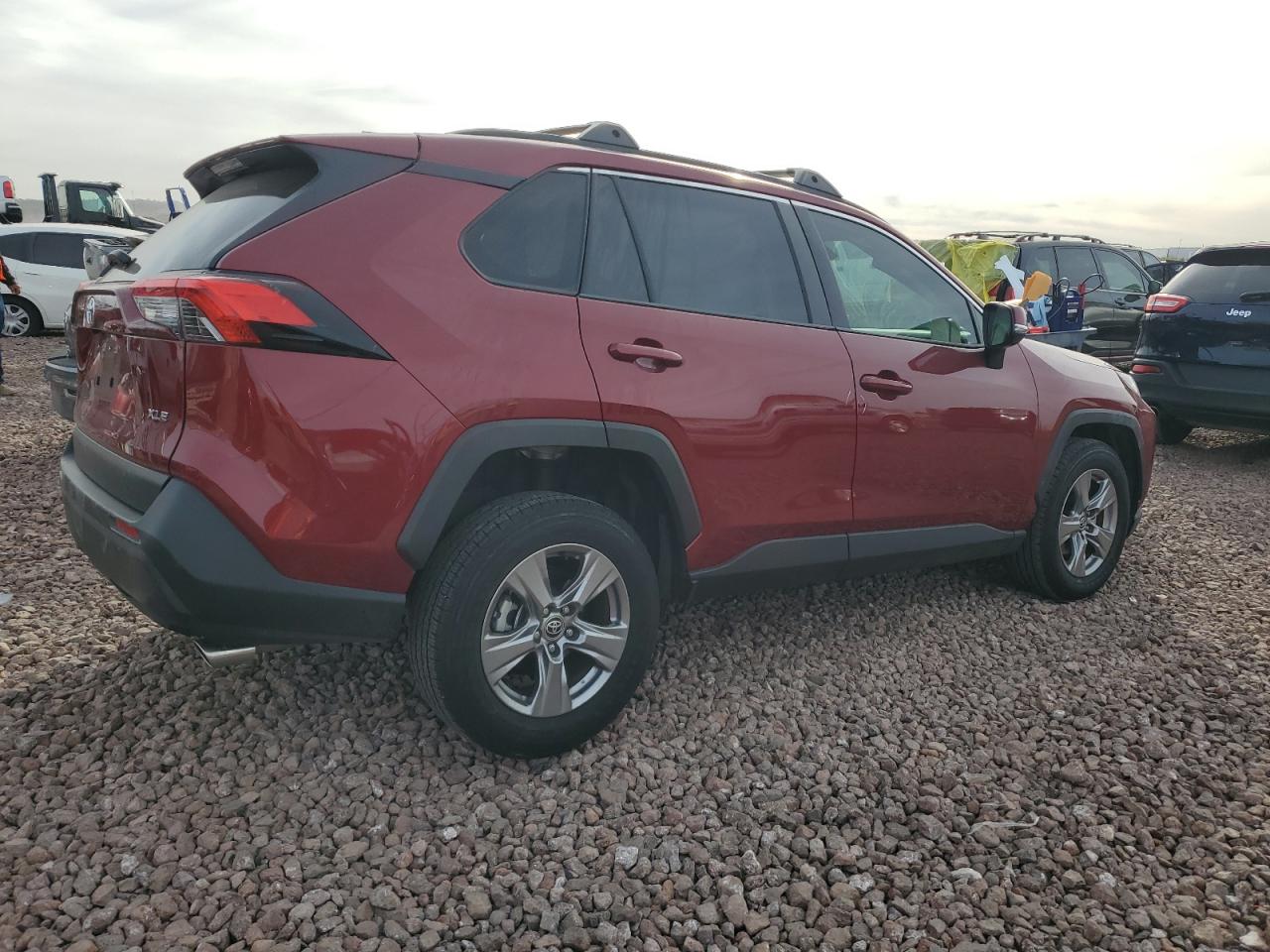 2023 TOYOTA RAV4 XLE VIN:JTMW1RFV4PD098869