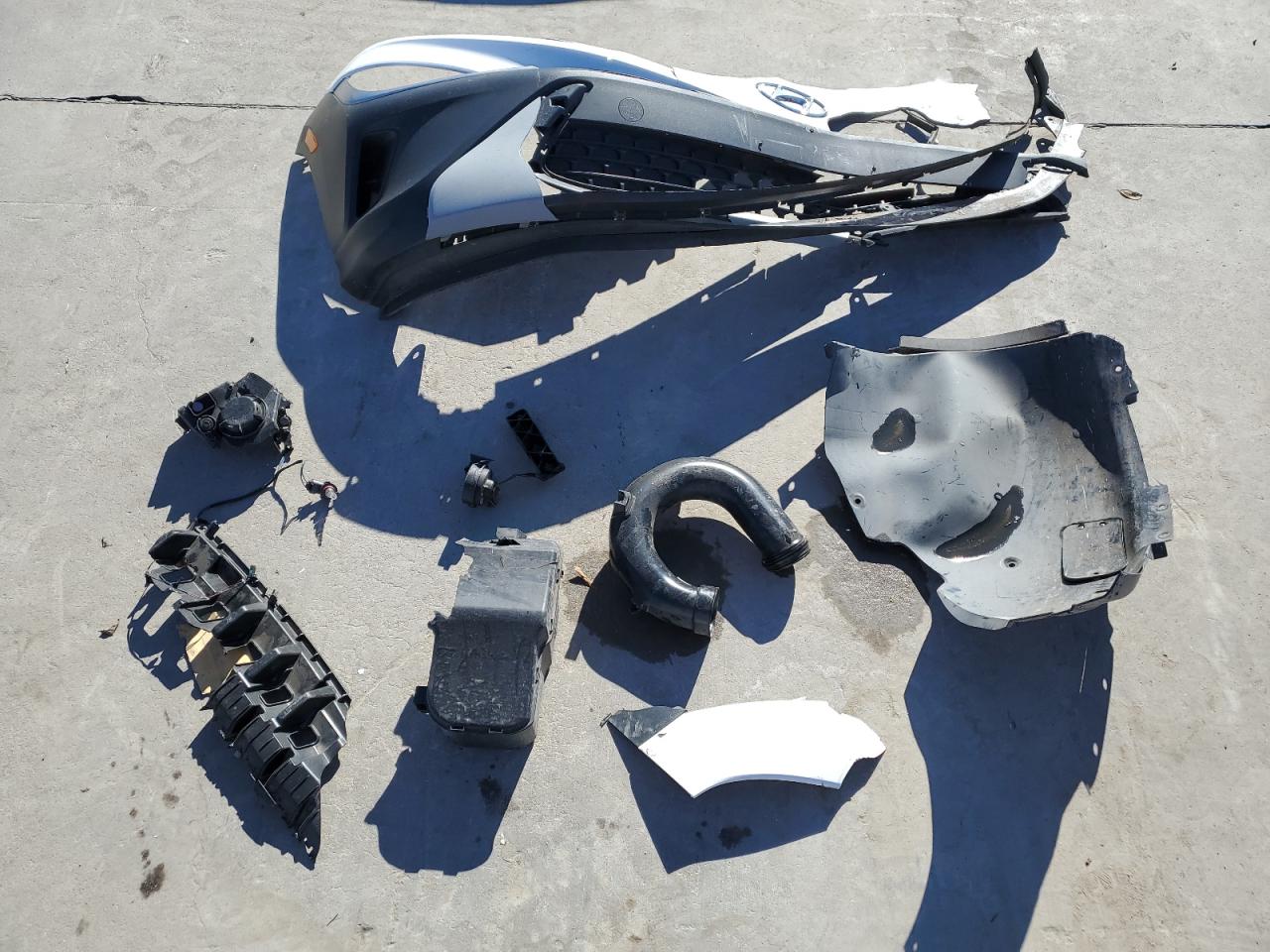 2022 HYUNDAI KONA SEL VIN:KM8K62AB0NU816124