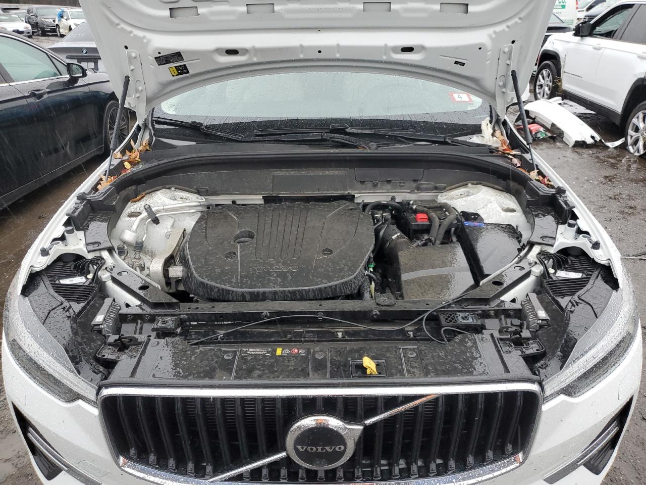 2022 VOLVO XC60 B5 MOMENTUM VIN:YV4L12RK9N1010373