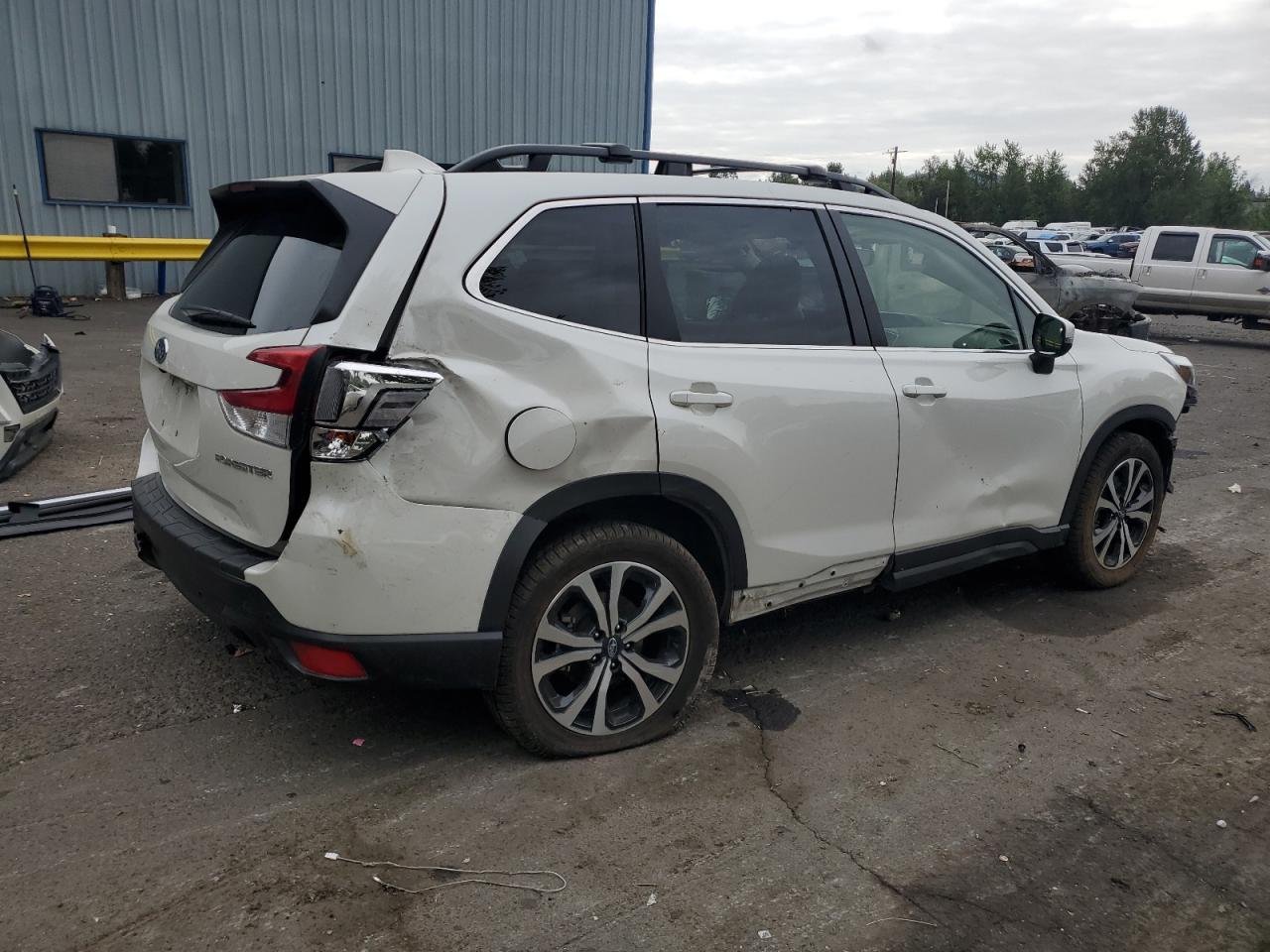 2022 SUBARU FORESTER LIMITED VIN:JF2SKAPC4NH441407