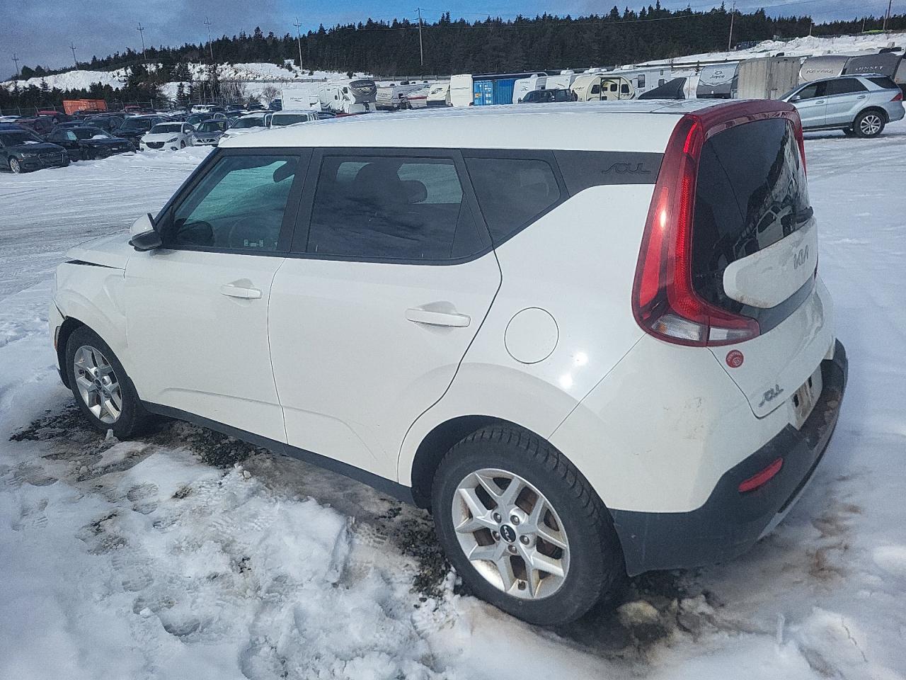 2022 KIA SOUL EX VIN:KNDJ33AU2N7173869