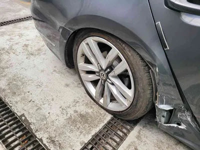 2018 Volkswagen Passat 1VWZZZA3ZJC037143 VIN:1VWZZZA3ZJC037143