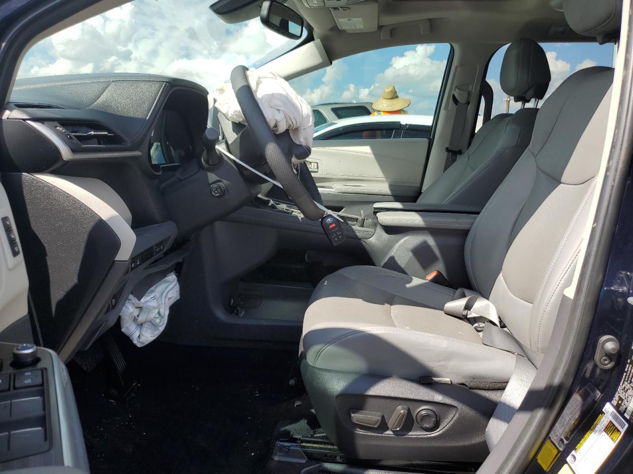 2023 TOYOTA SIENNA LIMITED VIN:5TDZRKEC8PS176460