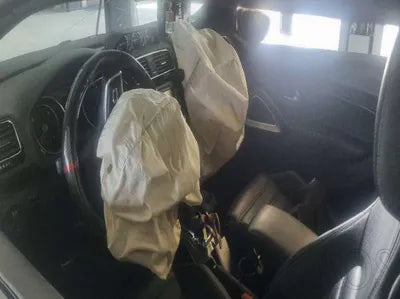 2015 Volkswagen Scirocco WVWZZZ13ZFV016004 VIN:WVWZZZ13ZFV016004