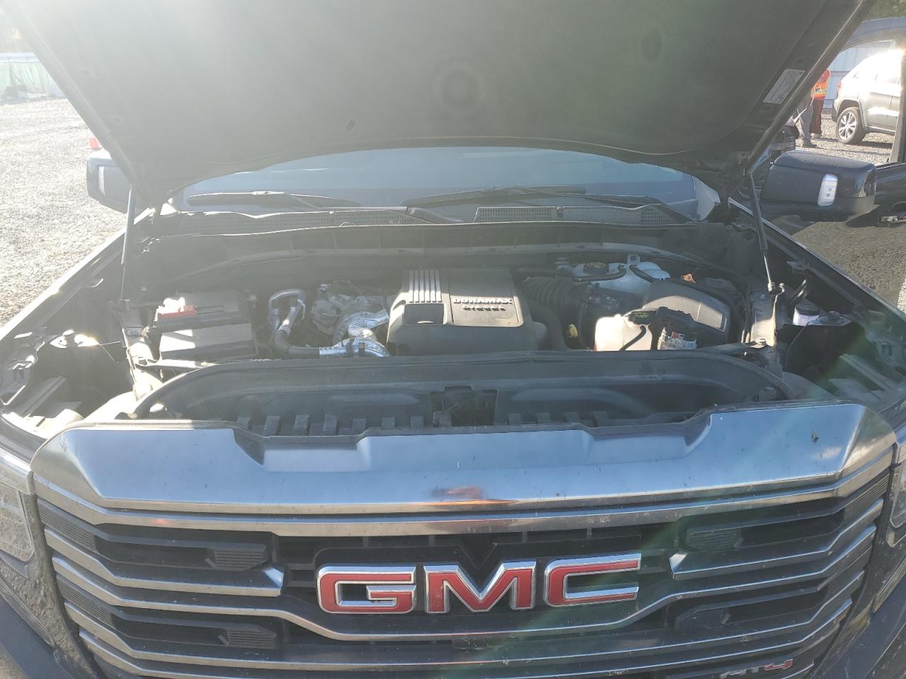 2022 GMC SIERRA K1500 AT4 VIN:3GTUUEET3NG527491