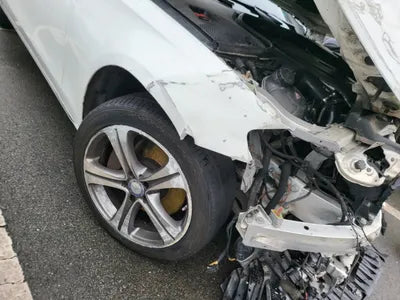 2017 Mercedes-Benz E 300 WDDZF4KB8HA181761 VIN:WDDZF4KB8HA181761