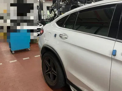 2020 Mercedes-Benz GLC 300 VIN: