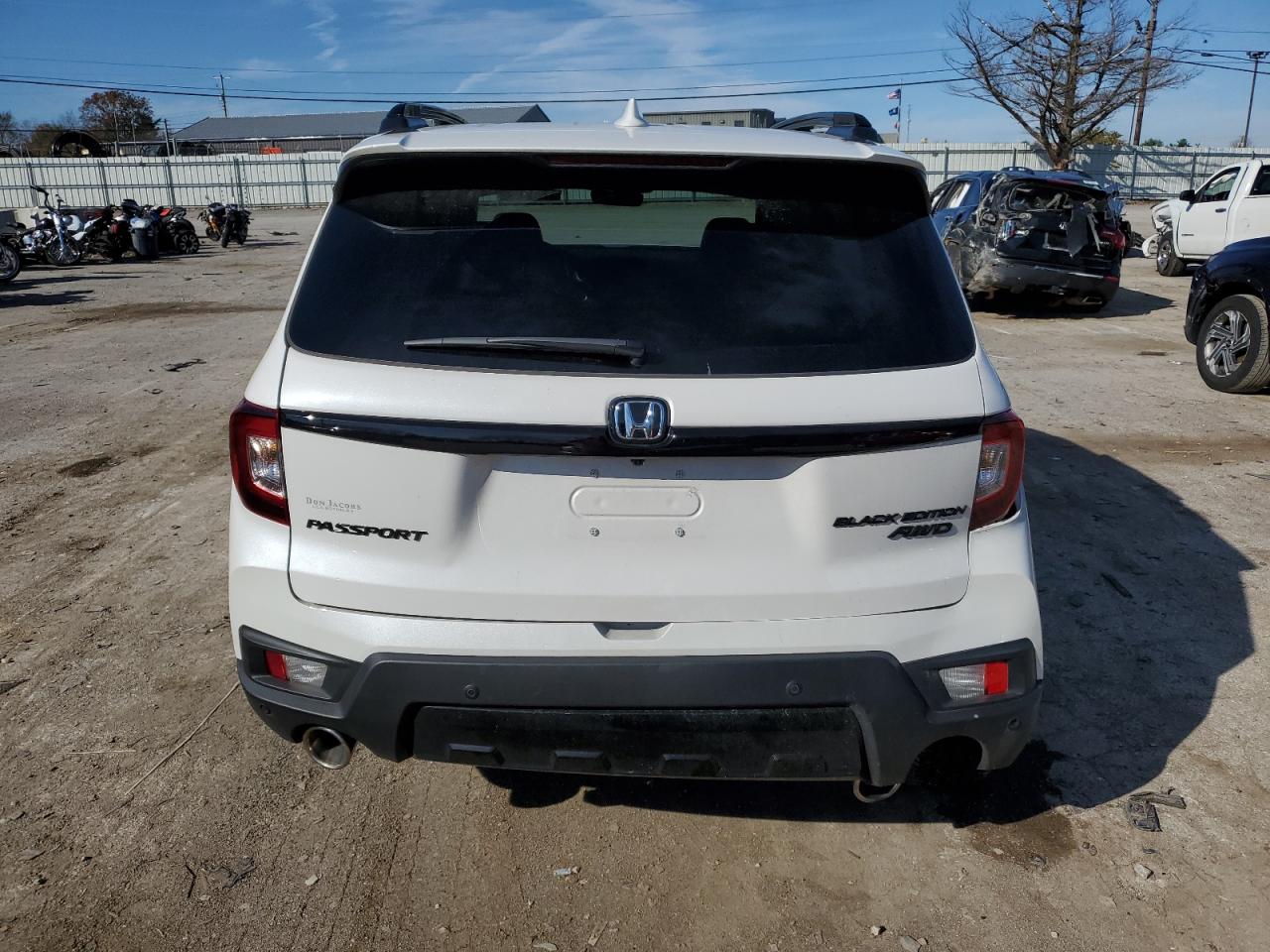 2024 HONDA PASSPORT BLACK EDITION VIN:5FNYF8H88RB007237