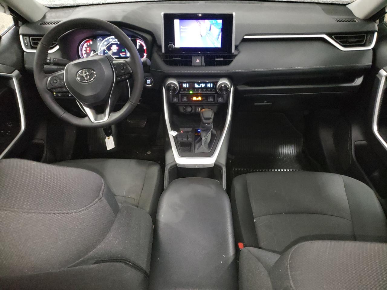 2024 TOYOTA RAV4 XLE VIN:2T3P1RFV1RC447319