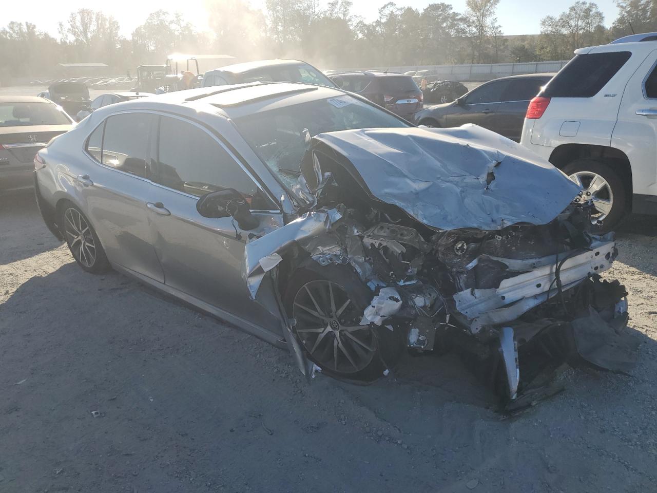 2022 TOYOTA CAMRY XLE VIN:4T1F31AK8NU577233