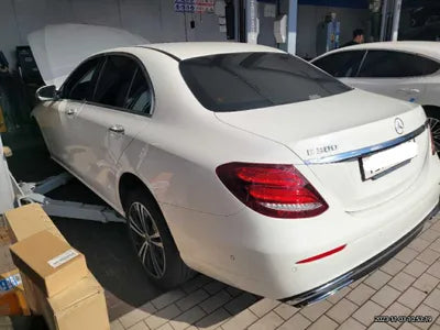 2020 Mercedes-Benz E 300 W1KZF4JB7LA847504 VIN:W1KZF4JB7LA847504