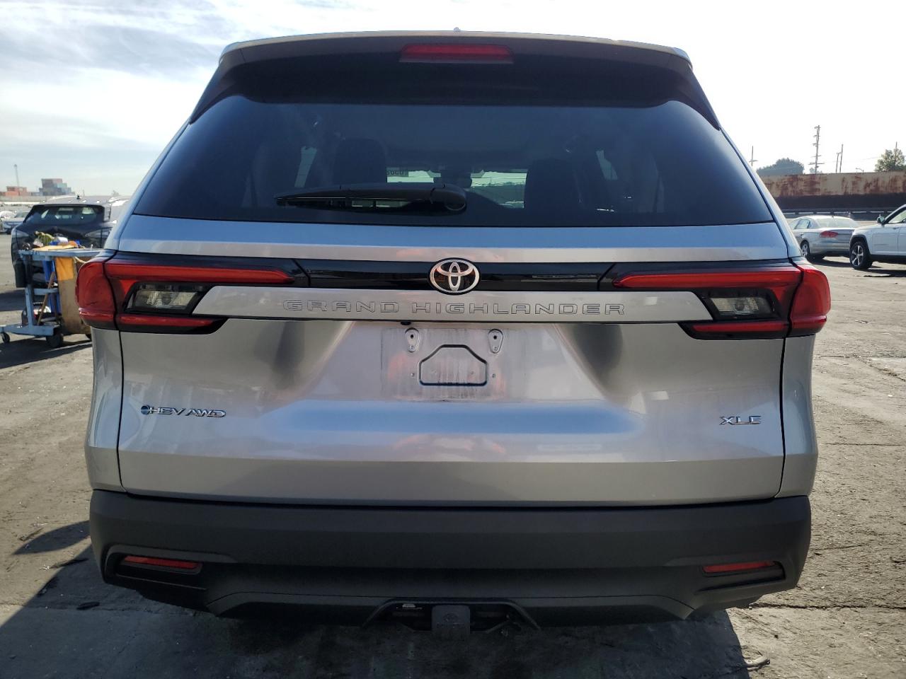 2024 TOYOTA GRAND HIGHLANDER XLE VIN:5TDACAB56RS001951