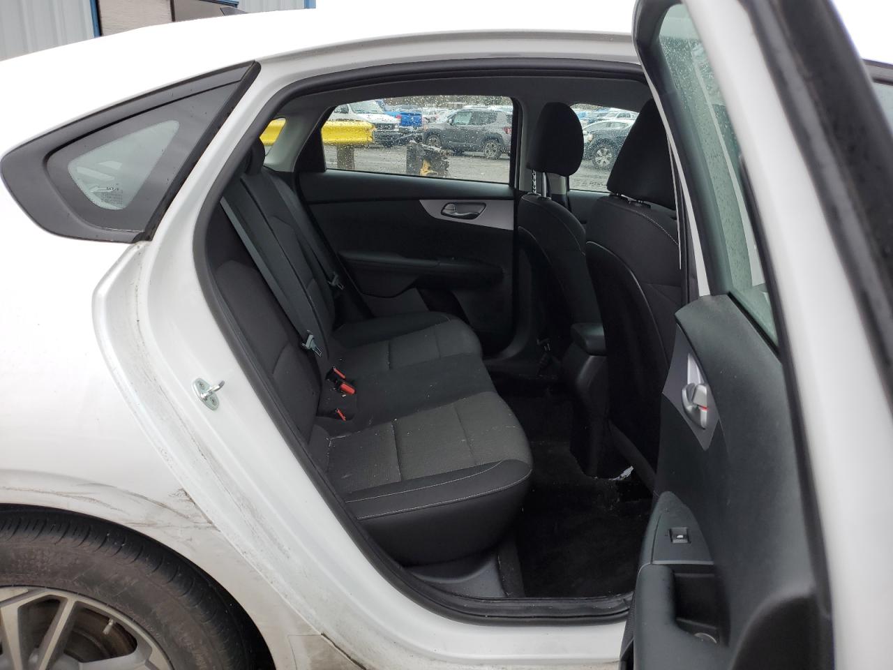 2022 KIA FORTE FE VIN:3KPF24AD8NE439703