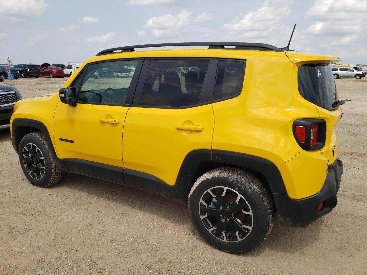 2023 JEEP RENEGADE LATITUDE VIN:ZACNJDB11PPP61508