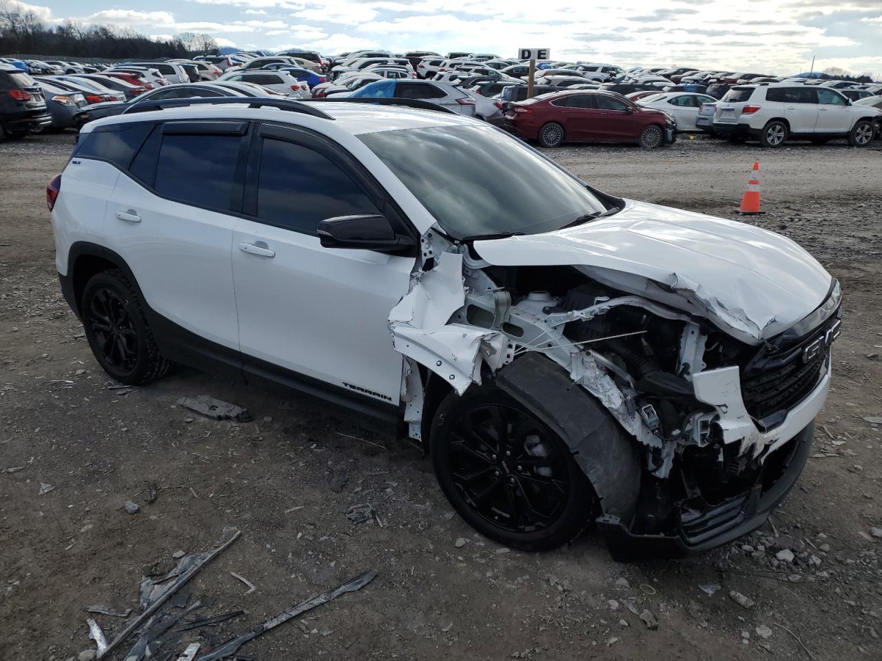 2022 GMC TERRAIN SLT VIN:2C3CDZJG5KH739031