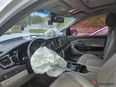 2017 Kia Carnival VIN: