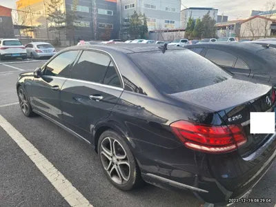 2016 Mercedes-Benz E 250 WDDHF9HB5GB260233 VIN:WDDHF9HB5GB260233