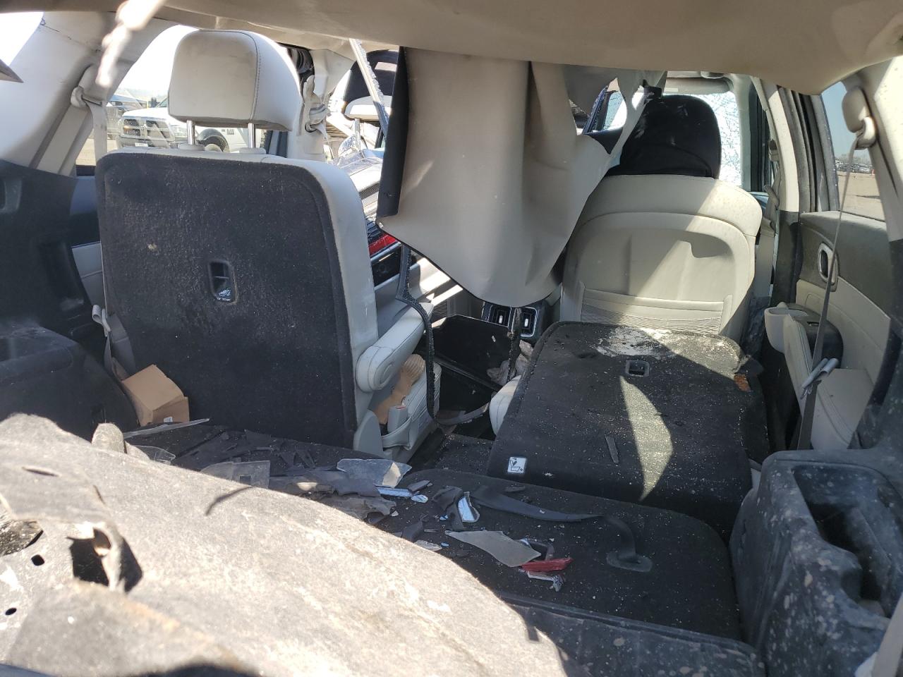 2023 KIA SORENTO SX VIN:5XYRKDLF5PG210137