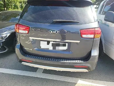 2015 Kia Carnival VIN: