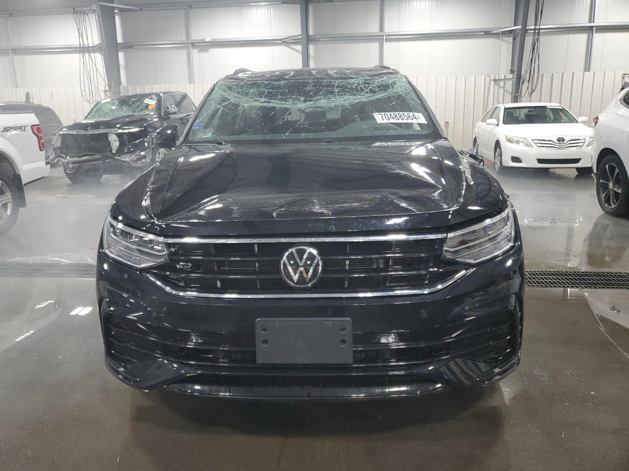 2023 VOLKSWAGEN TIGUAN SE R-LINE BLACK VIN:3VV8B7AXXPM009170