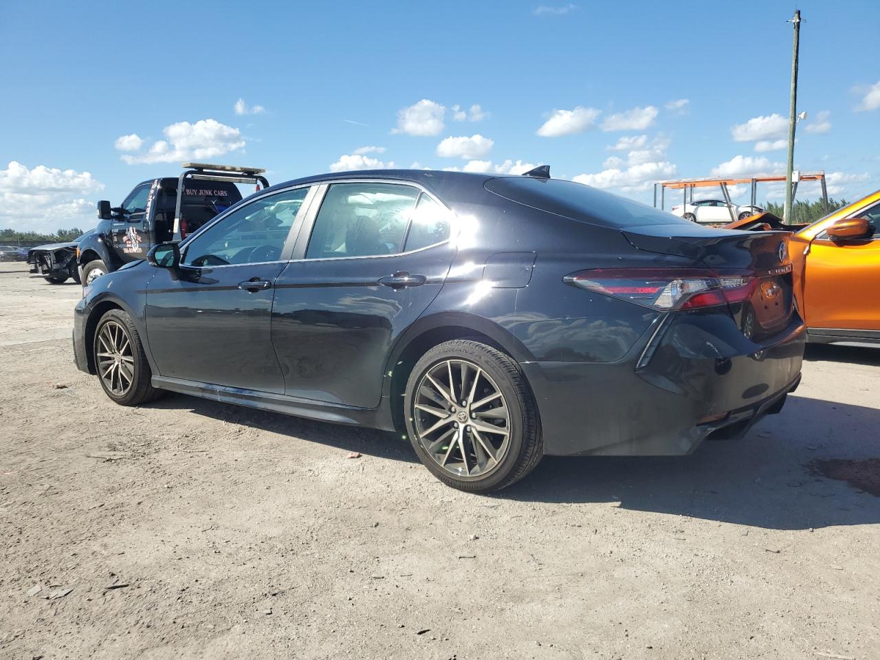 2024 TOYOTA CAMRY SE NIGHT SHADE VIN:4T1G11AK0RU196136