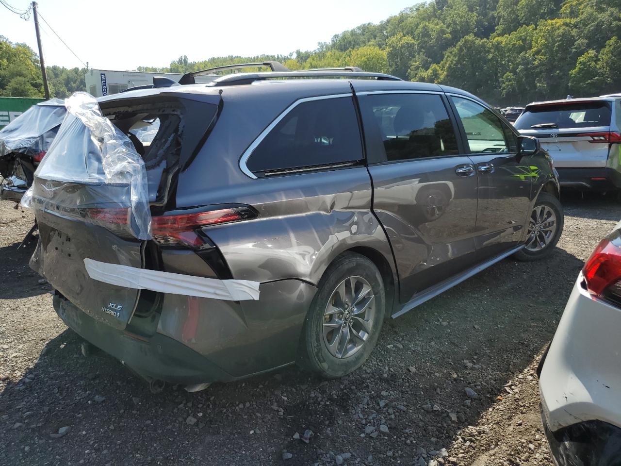 2022 TOYOTA SIENNA XLE VIN:5TDYSKFC7NS073560