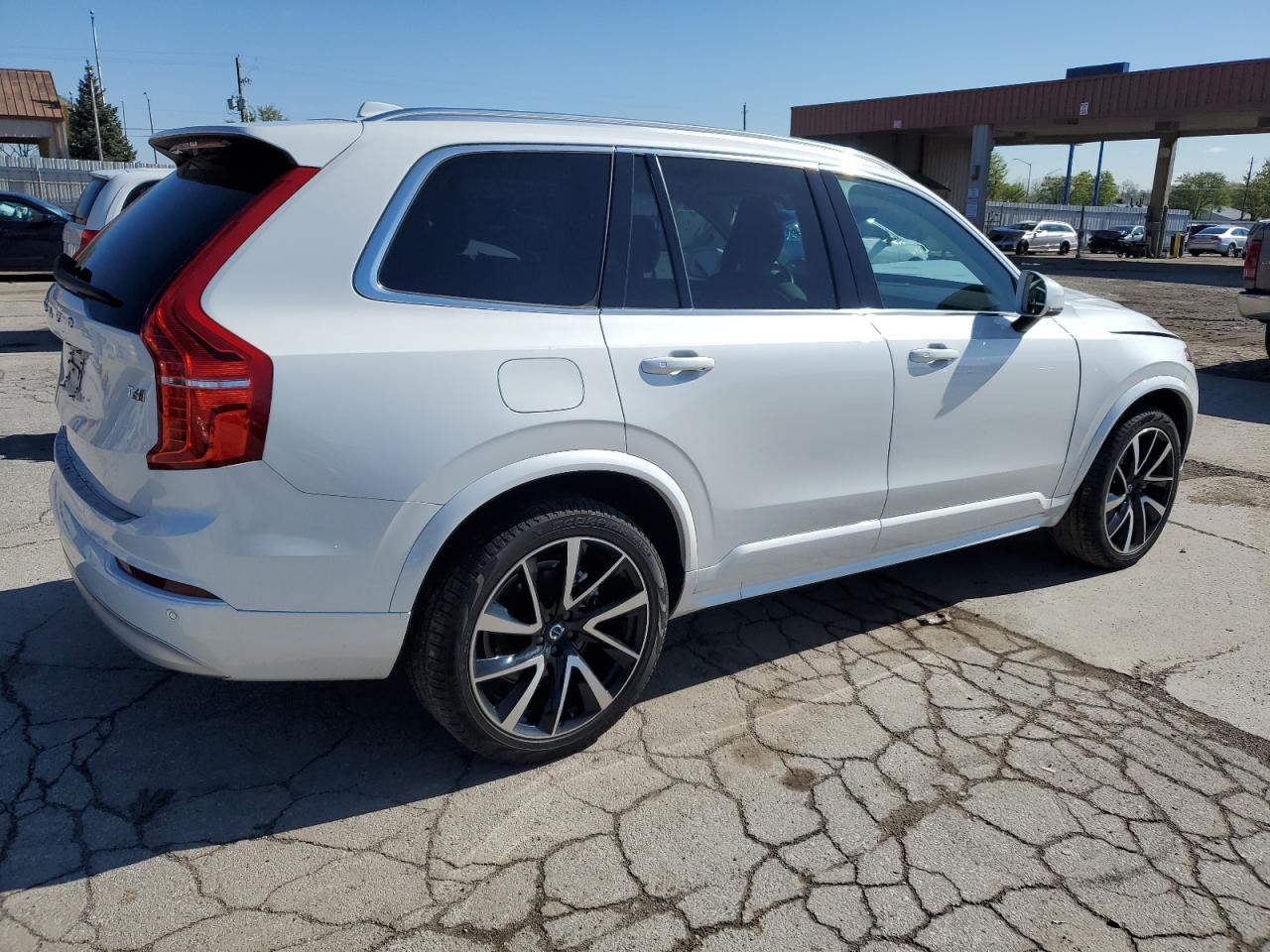 2022 VOLVO XC90 T6 MOMENTUM VIN:YV4A22PK1N1778727