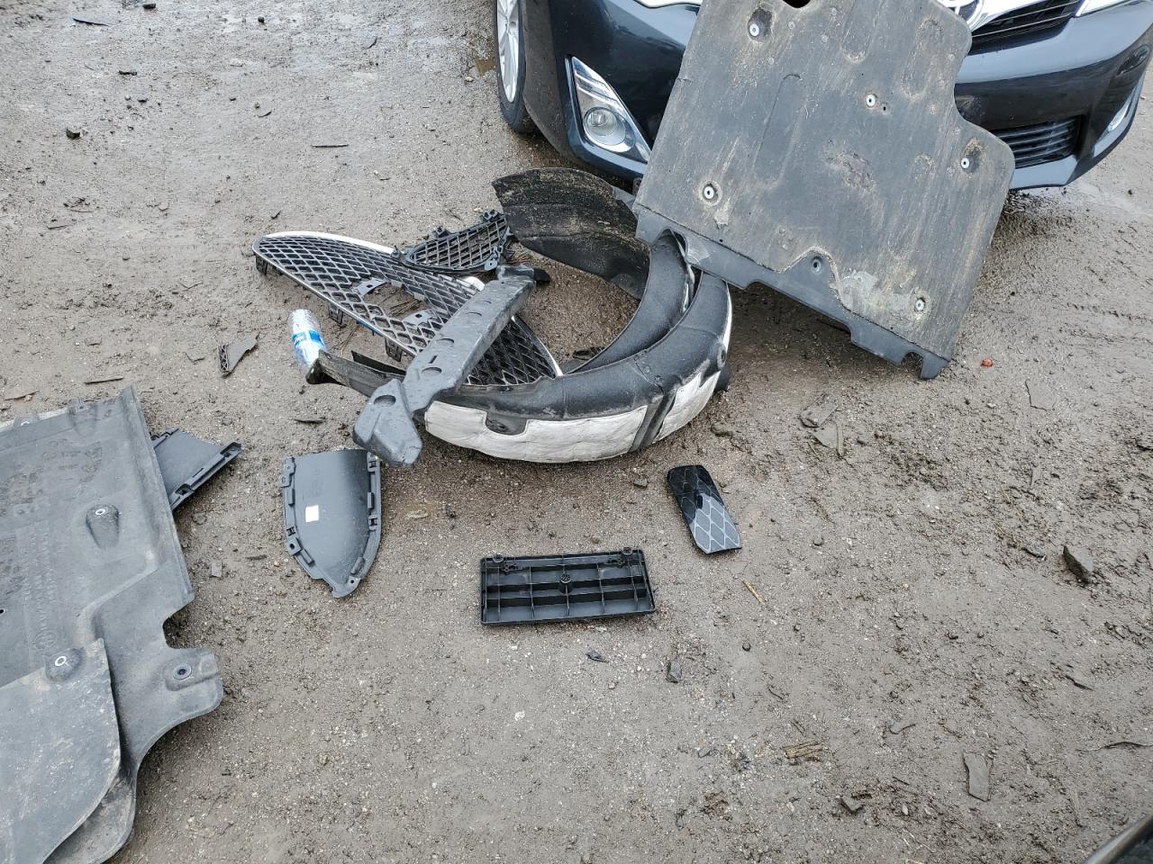 2023 GENESIS G70 BASE VIN:KMTG54TEXPU110976