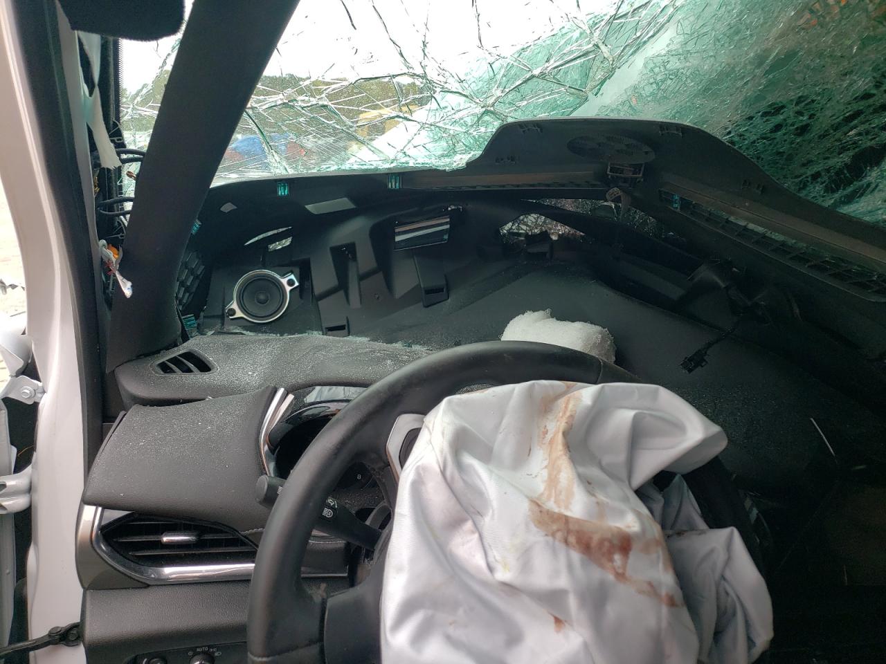 2023 CHEVROLET TRAVERSE LT VIN:1GNERGKW4PJ255428