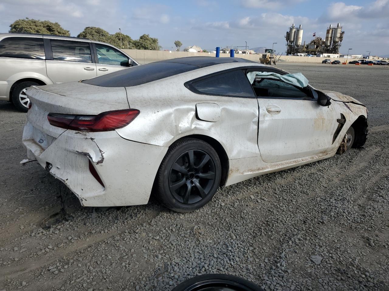 2022 BMW M8  VIN:WBSAE0C04NCJ11232