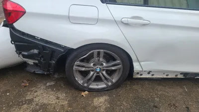 2018 BMW 320 WBA8C5106JK736983 VIN:WBA8C5106JK736983