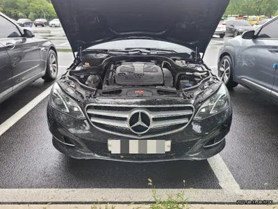 2015 Mercedes-Benz E 300 VIN: