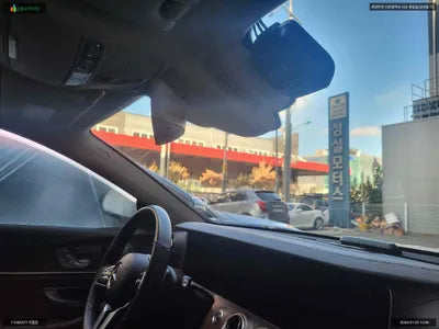 2019 Mercedes-Benz E 300 WDDZF4KB3KA677770 VIN:WDDZF4KB3KA677770