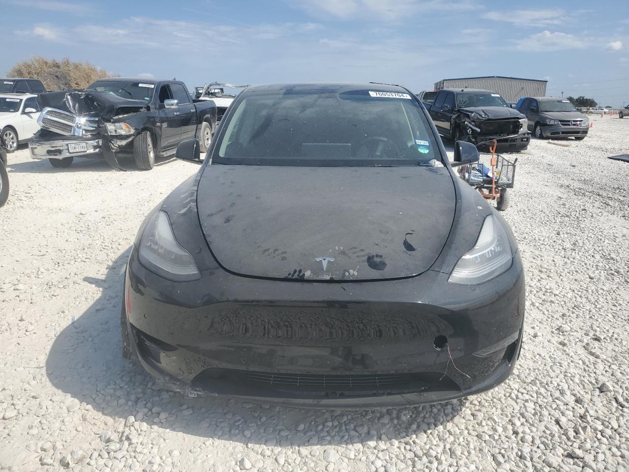 2022 TESLA MODEL Y  VIN:7SAYGDEE9NF437288