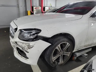 2017 Mercedes-Benz E 300 VIN: